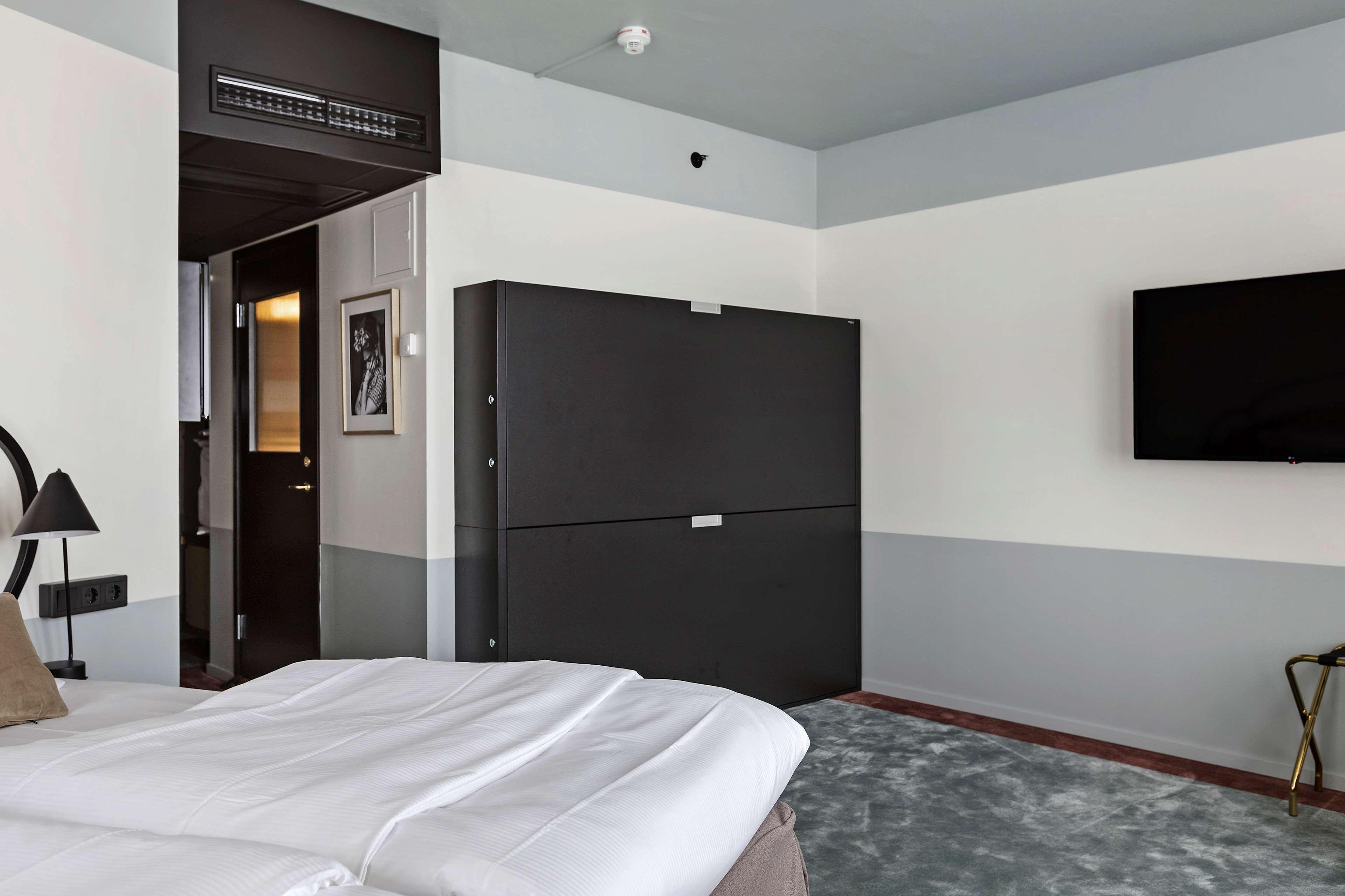 Gio; Bw Signature Collection Hotel Solna